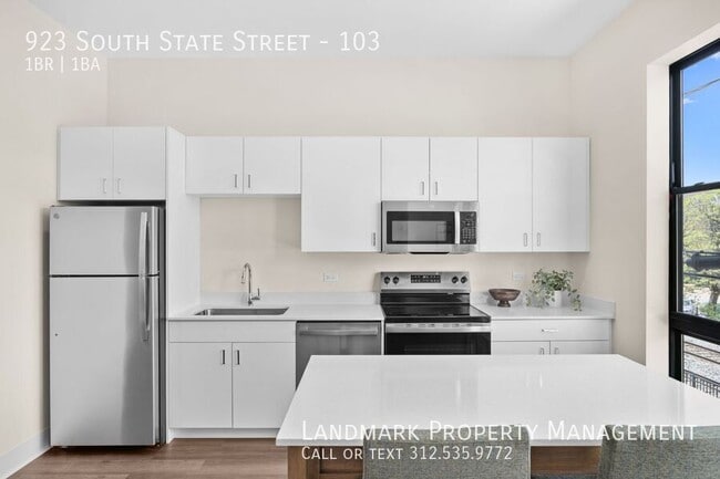 Building Photo - 923 S State St
