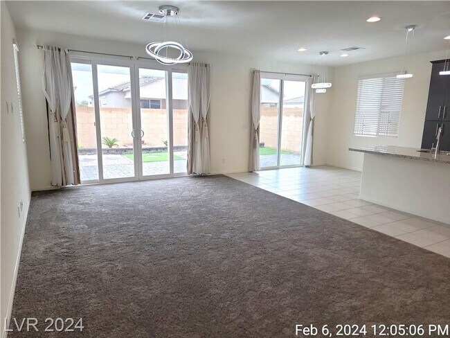 Building Photo - GORGEOUS 3 BED 2.5 BATH HOME IN SILVERADO ...