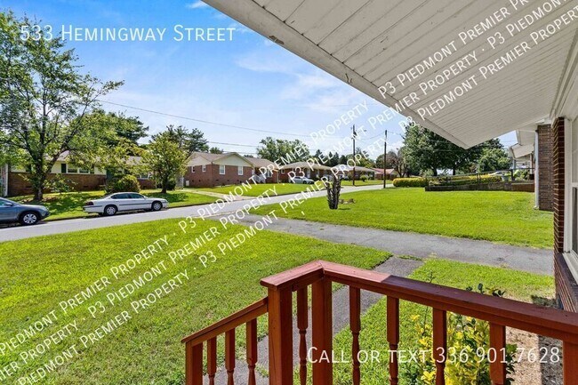 Foto del edificio - 533 Hemingway St