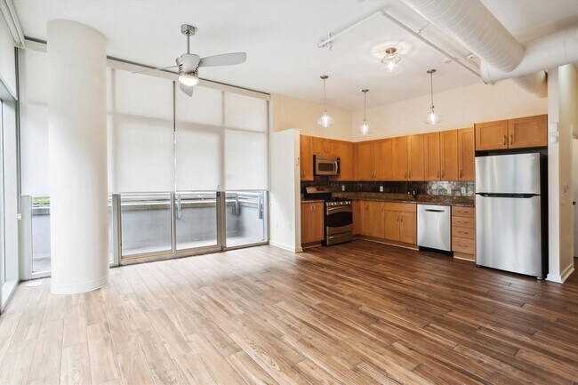 Foto del edificio - 811 4th St NW
