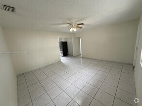 Building Photo - 2146 NW 18th Terrace