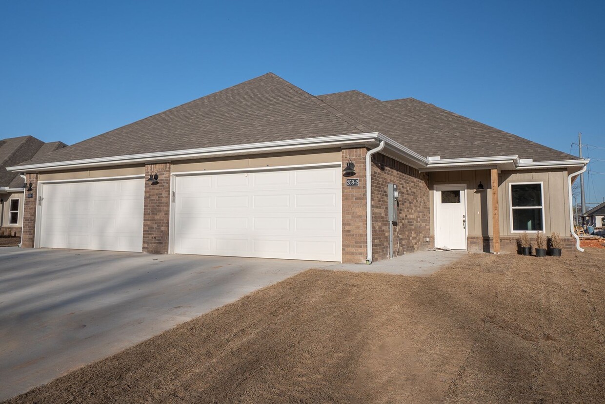 Foto principal - 276 N Hunter St-Lot 48 Farmington Hills