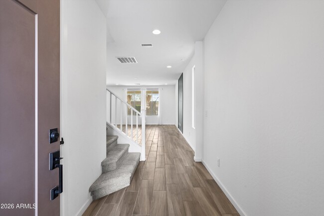 Building Photo - 3139 E Tina Dr