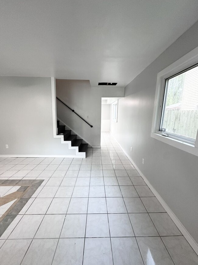 Photo - Renovated 4-bedroom, 2.5 bathroom in Virginia Beach House