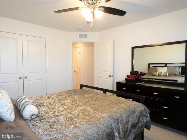 Building Photo - 14815 Chrysler Ct