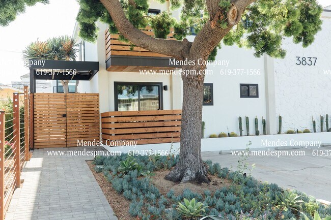 Foto del edificio - Remodeled 1 bd/ 1 bth Modern Apartment Hom...
