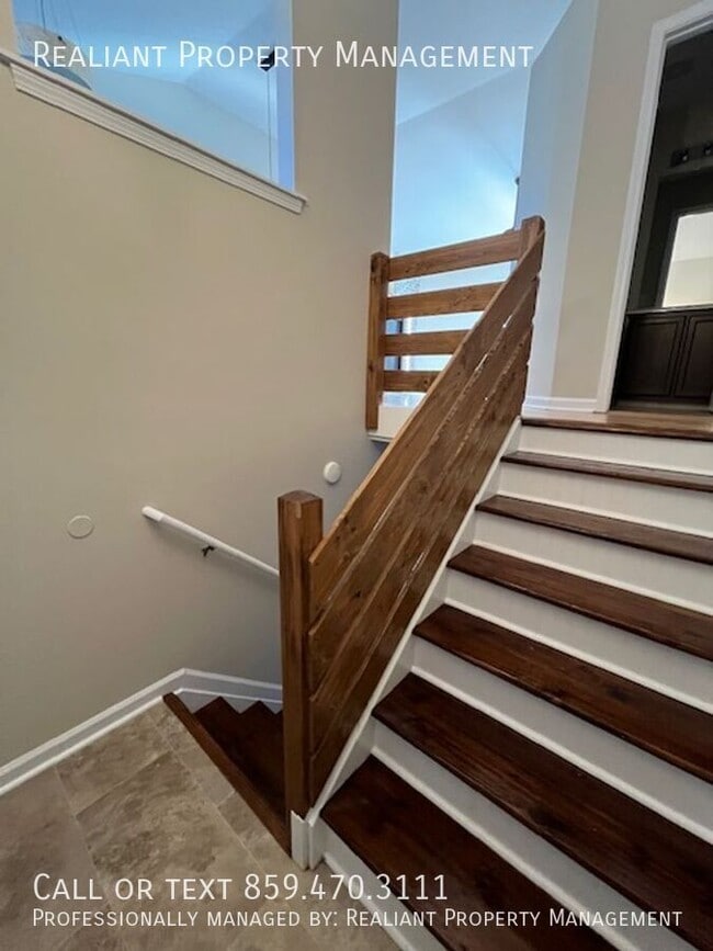 Building Photo - 404 Platt Dr