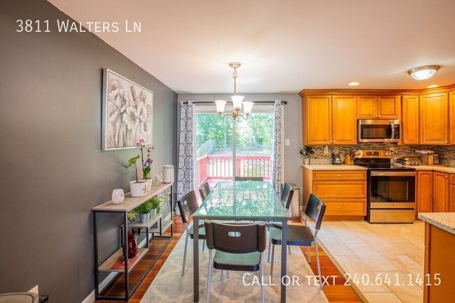 Building Photo - 3811 Walters Ln