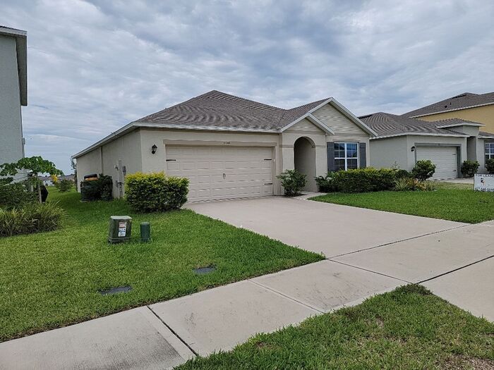 Primary Photo - 9048 Tuscan Cypress St