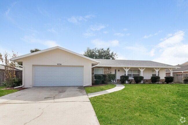 Building Photo - 9334 Buttonwood St