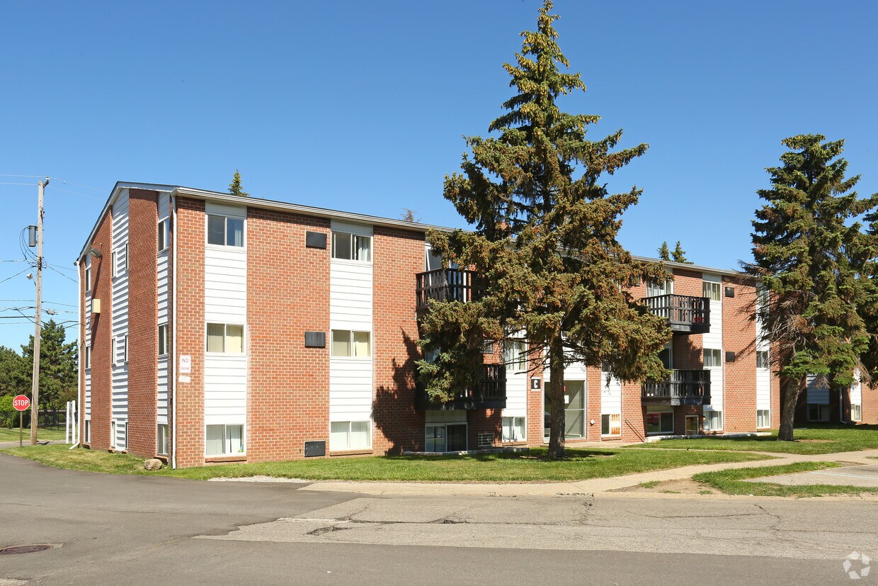 Savory Village Apartments Apartments 3901 Hammerberg Rd Flint, MI