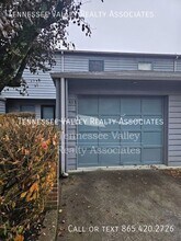 Building Photo - 433 Bramblewood Ln