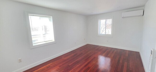 Foto del edificio - 26 W Wyoming Ave