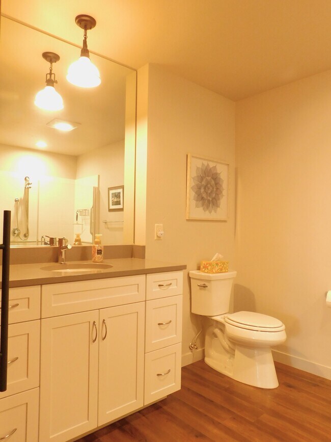 Foto del edificio - 100 Woodlands Wy