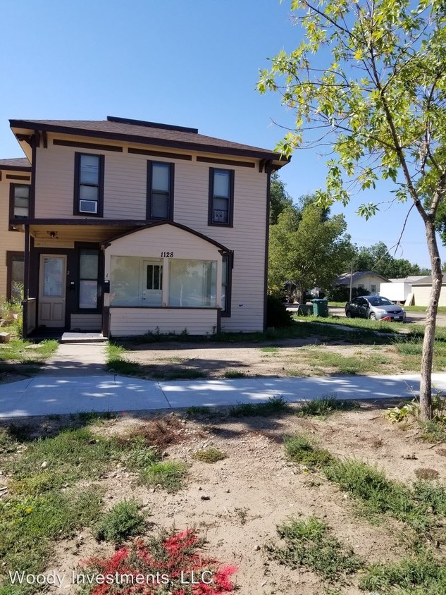 Primary Photo - 1128 6th St