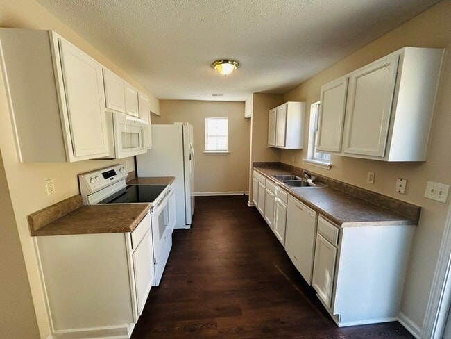 Building Photo - 133 Wingspan Way