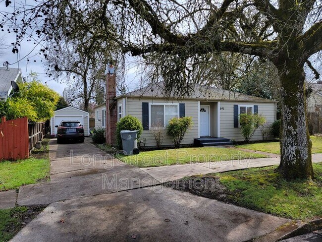 Foto del edificio - 943 NW 11th St