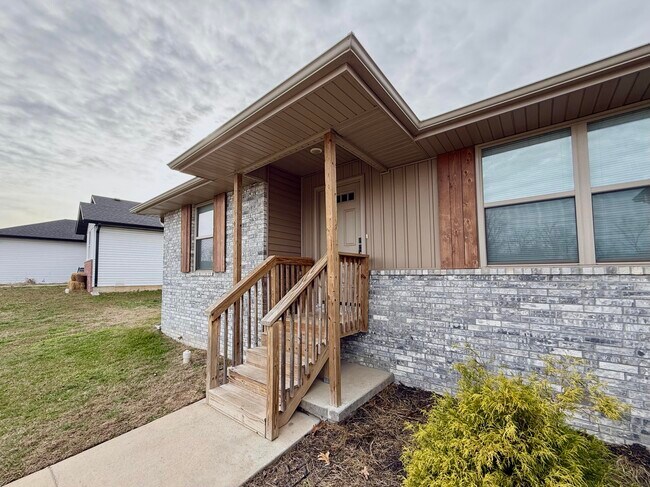 Foto del edificio - 633 S Southgate Dr