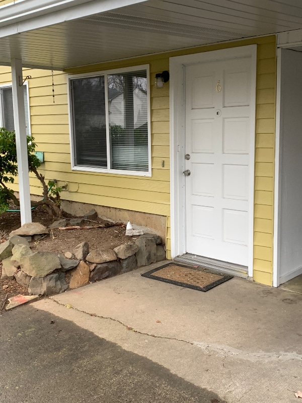 Building Photo - 2755 NE Hogan Dr