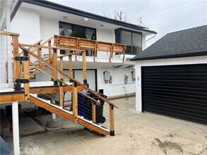 Building Photo - 8414 Bleriot Ave