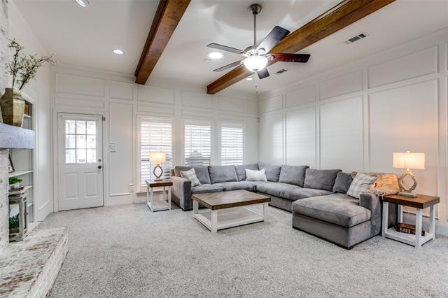 Building Photo - 2211 Bluebonnet Dr