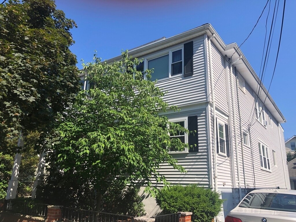 Primary Photo - 100 Egerton Rd