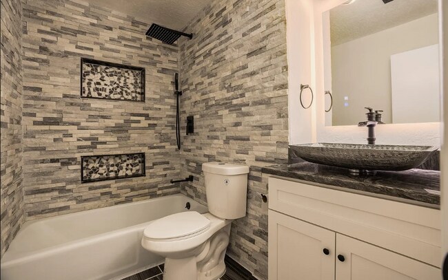 Foto del edificio - 2517 Kimberly Ct NW