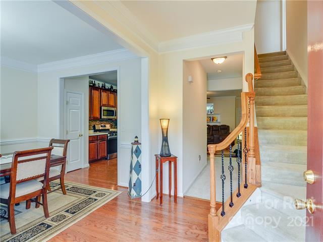 Foto del edificio - 14431 Greenpoint Ln