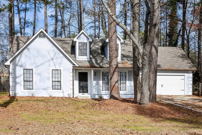 Building Photo - 943 Pine Ridge Dr