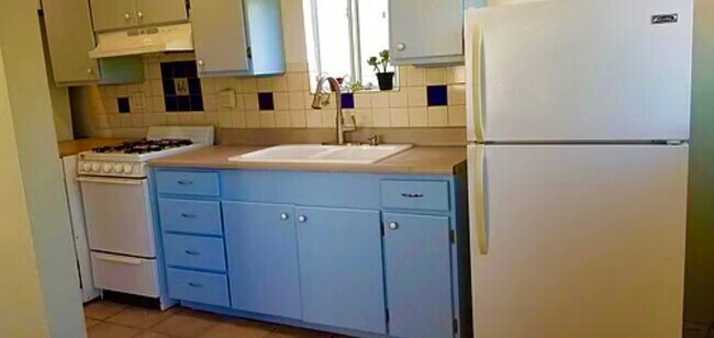 Foto del edificio - 2212 Berkeley Ave