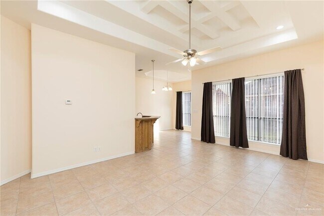 Foto del edificio - 417 E Cheyenne Ave