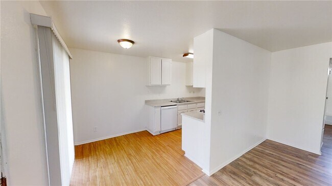 Foto del edificio - 13457 4th St