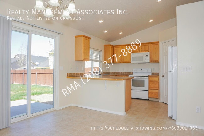 Building Photo - 3511 S Winema Pl