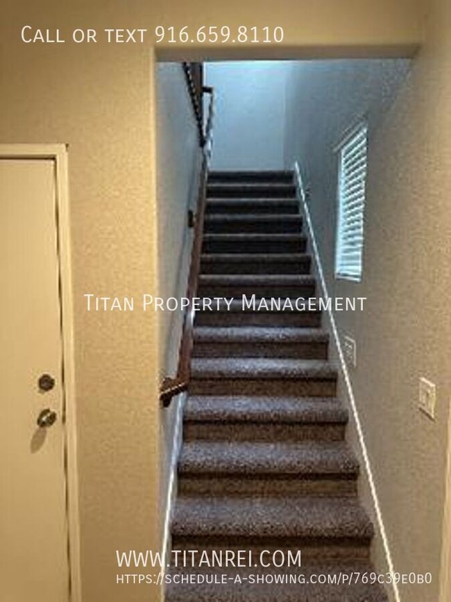 Foto del edificio - Folsom 2 bed 2 bath Condo - Managed by Tit...