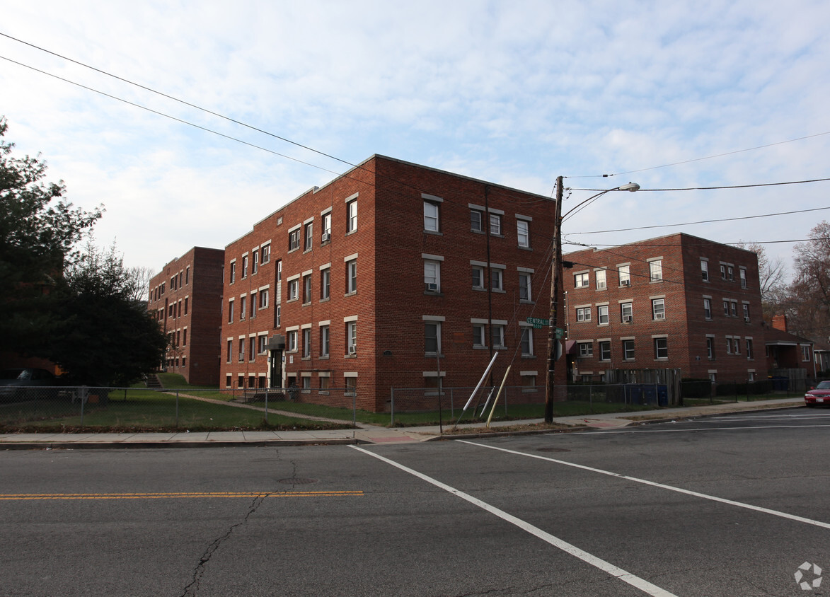 Foto del edificio - 5201 Central Ave SE