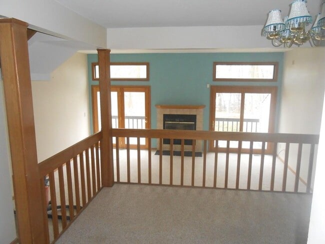 Building Photo - 2107 Mill Pond Dr