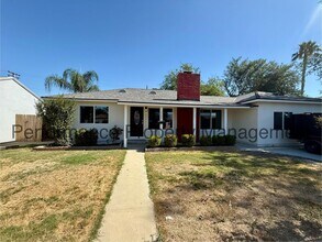 Building Photo - 3720 Apache Ave