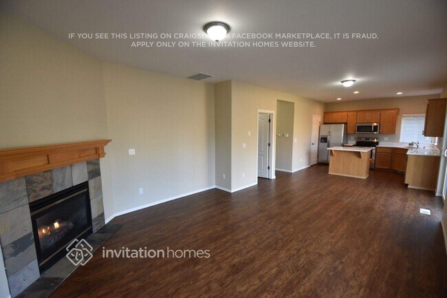 Building Photo - 2321 171st St E