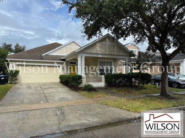 Foto principal - 1819 Saffron Plum Ln