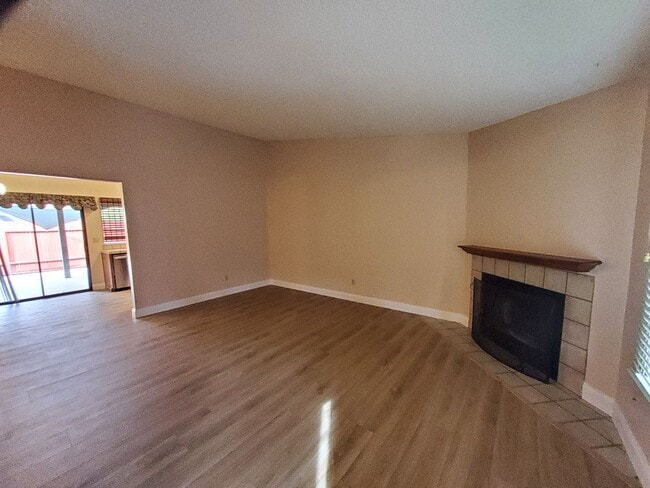 Building Photo - 4305 Planz Rd