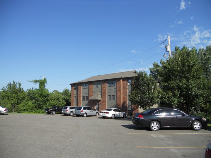 Primary Photo - 944 Windwood Dr