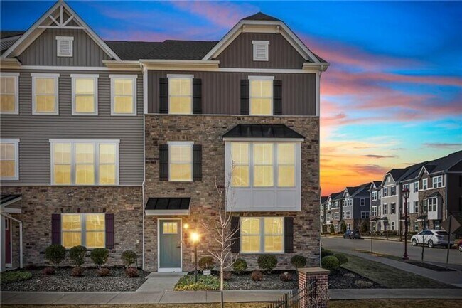 Foto del edificio - 600 Amarth Ln