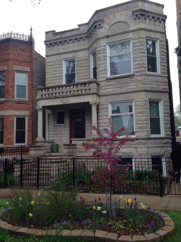 Foto principal - 2521 N Spaulding Ave
