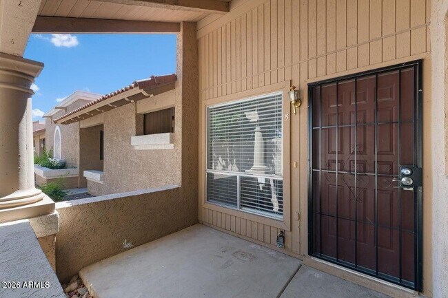 Foto del edificio - 330 W Tonopah Dr