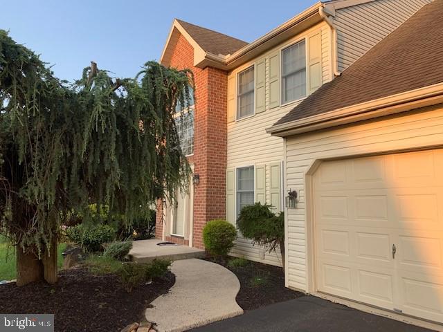Foto principal - 401 Augusta Dr E