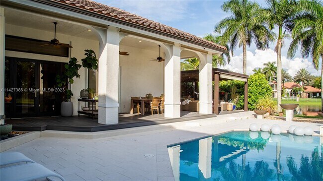 Foto del edificio - 2880 Windmill Ranch Rd