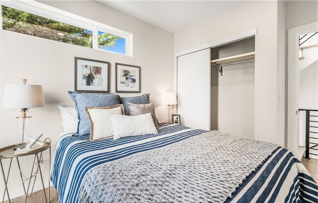 2nd floor - Room #1 - 2212 14th Ave S