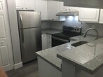 Foto principal - 1701 NW 96th Ter