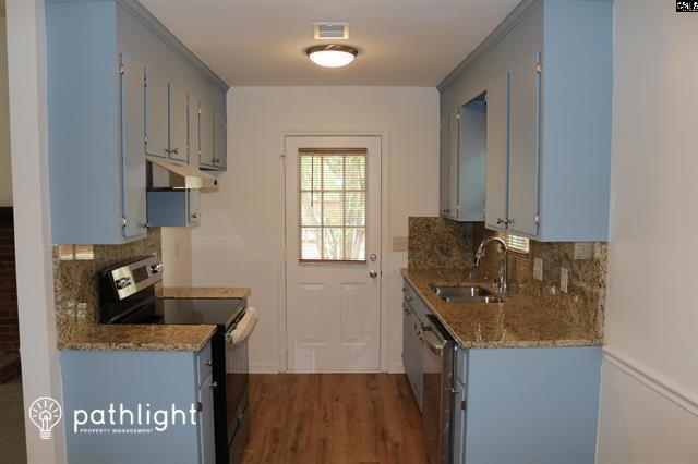 Foto del edificio - 112 Castlewood Ln