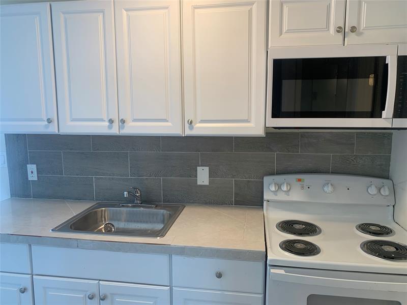 Foto principal - 2035 Jefferson St